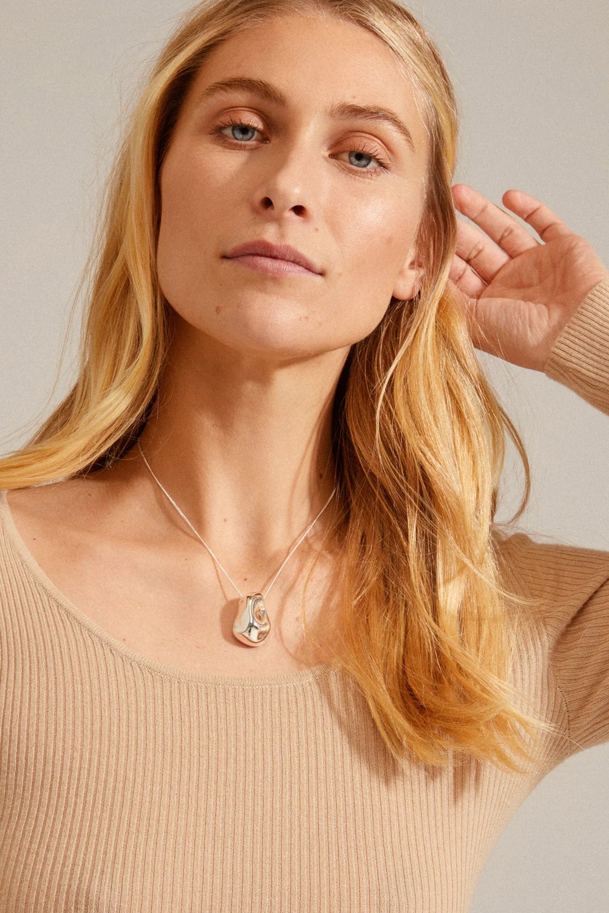 CHANTAL SILVER PLATED NECKLACE
