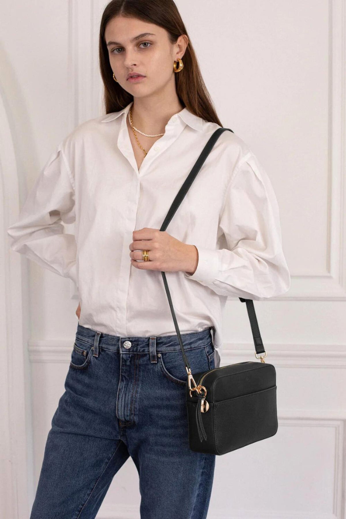 BLOOM PEBBLE BAG-BK