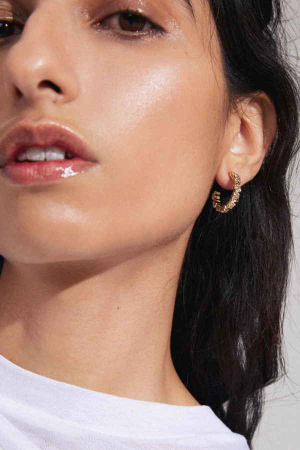 SCOTTIE GOLD PLATED EARRINGS