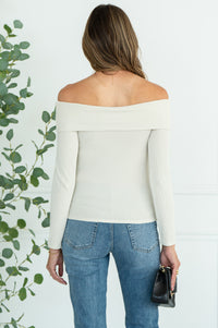 CADENCE OFF SHOULDER TOP