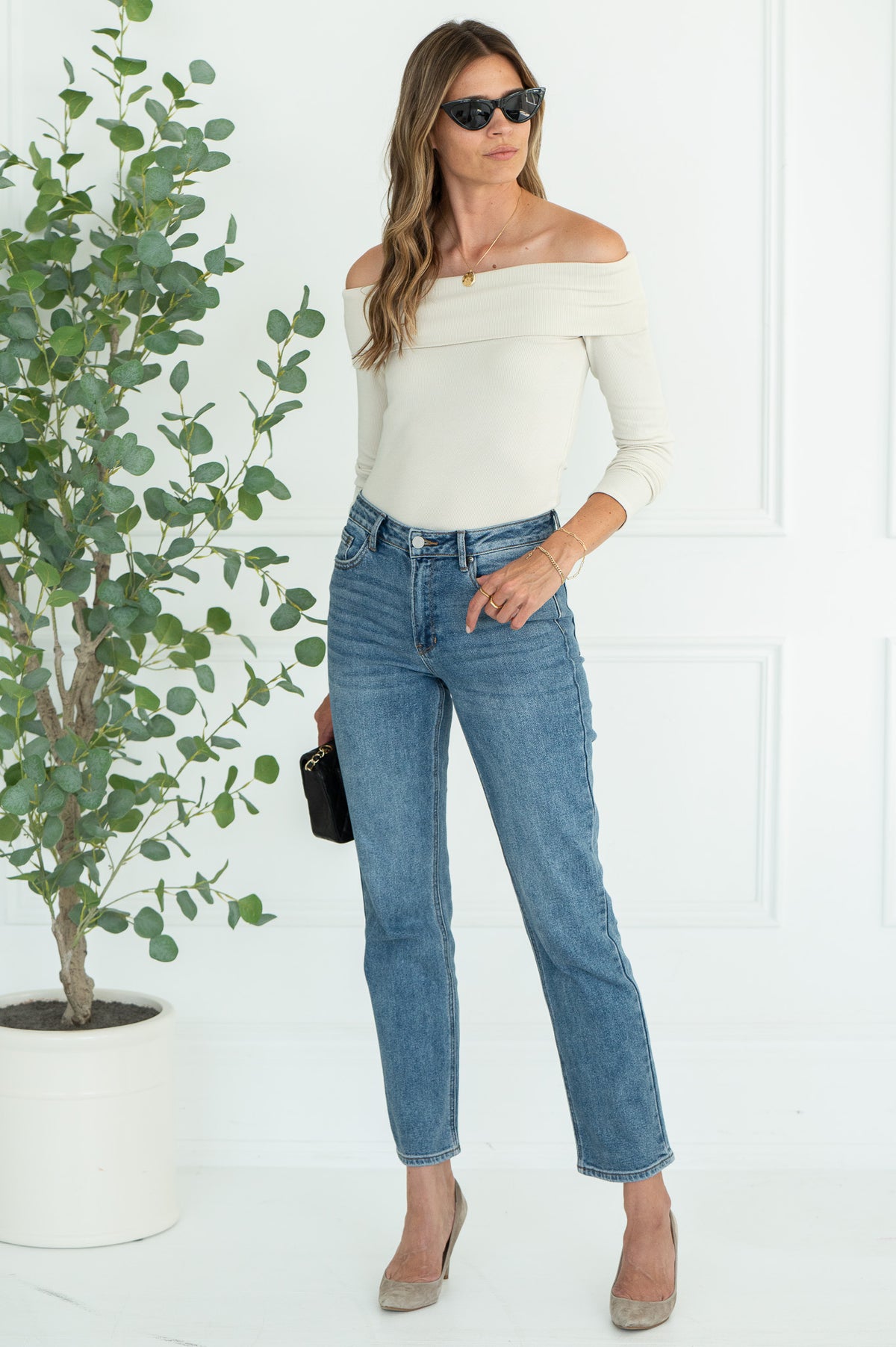 CADENCE OFF SHOULDER TOP