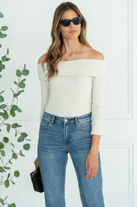CADENCE OFF SHOULDER TOP