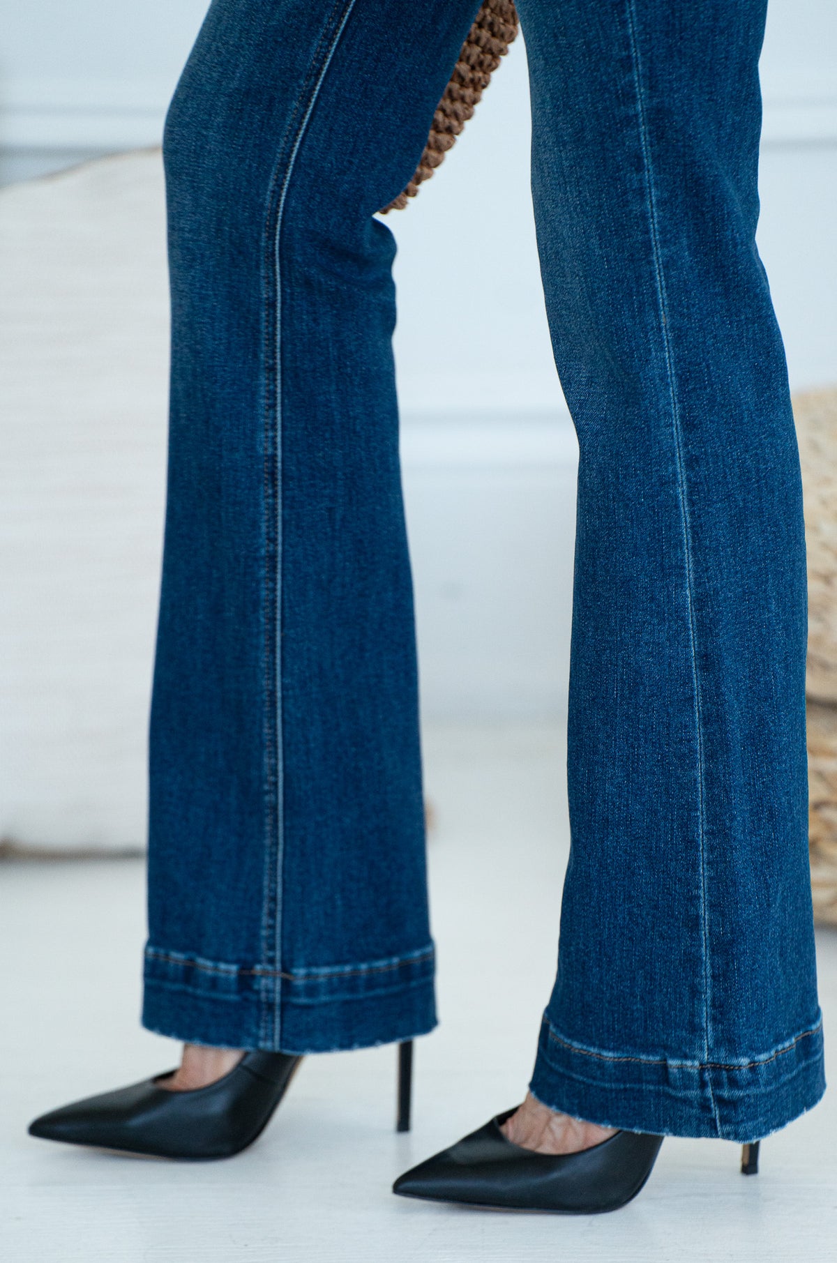 SKYLAR BOOTCUT JEANS-DB