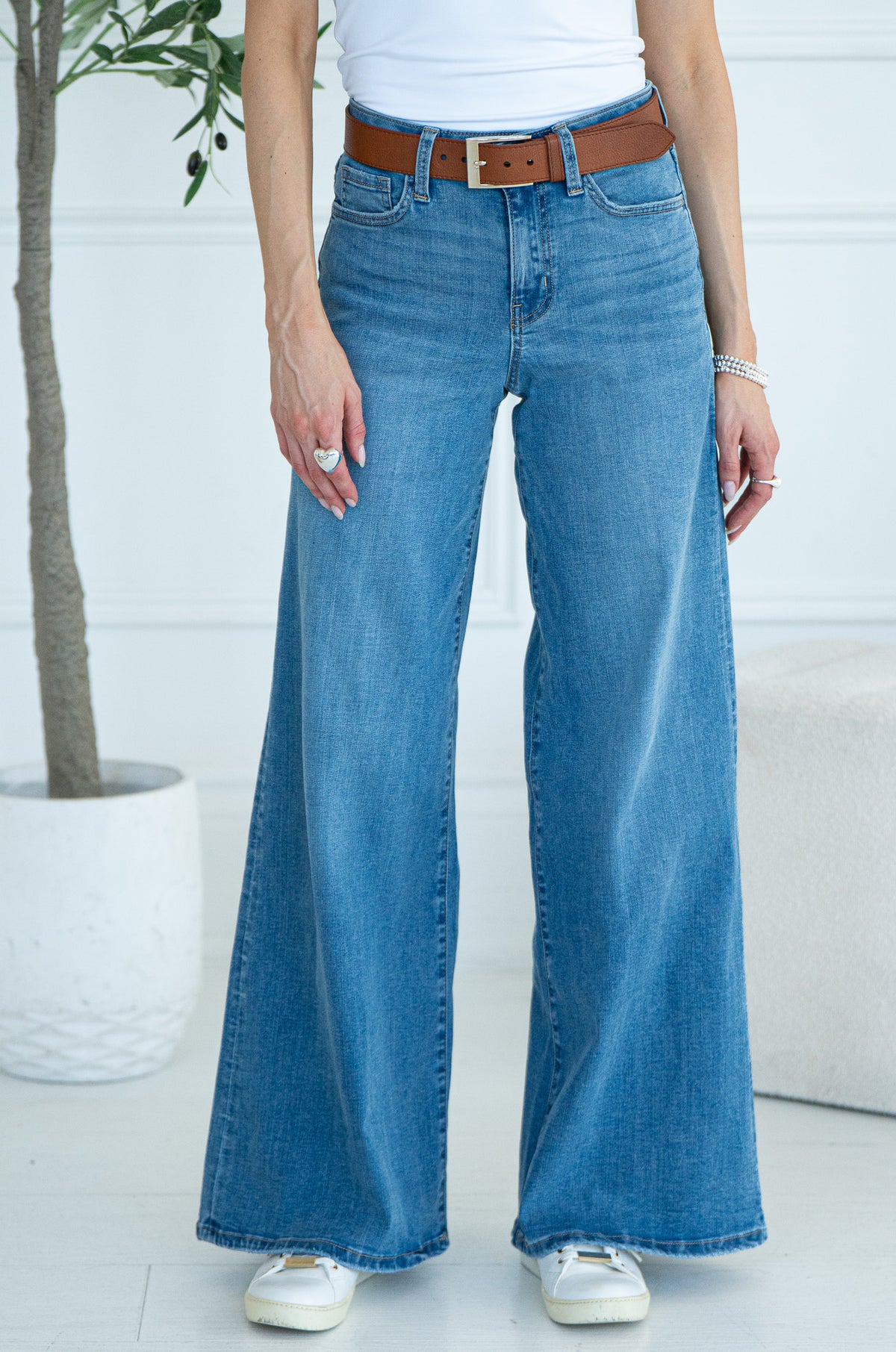 SANDY WIDE LEG JEANS