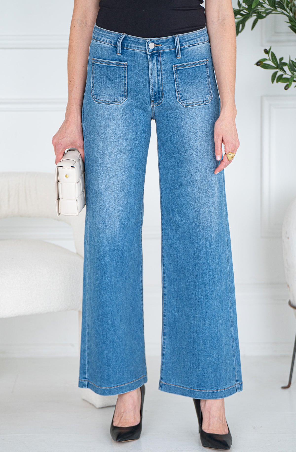 BAYLEY PATCH POCKET JEANS-MB