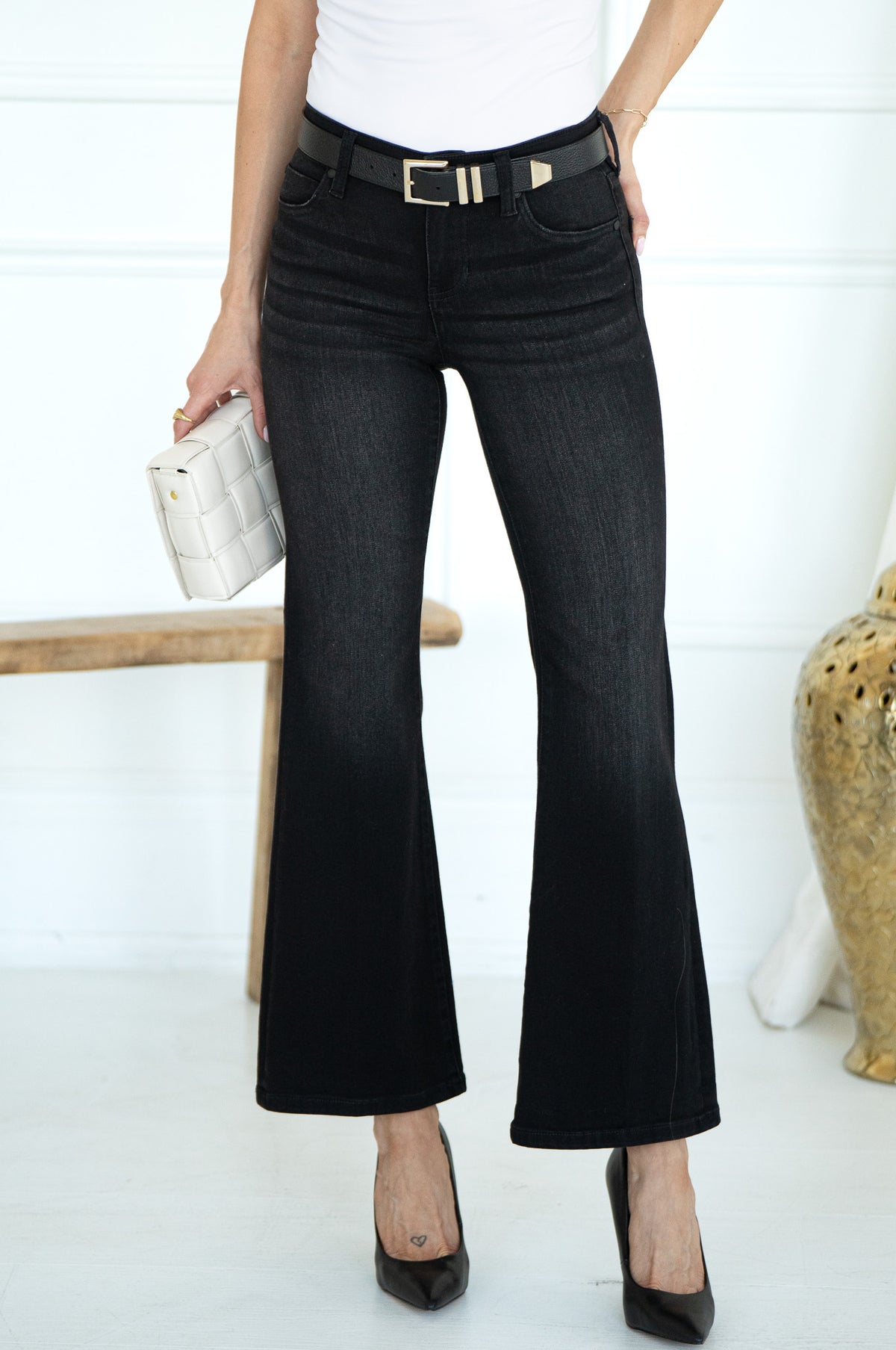 HANNAH FLARE JEANS-BK