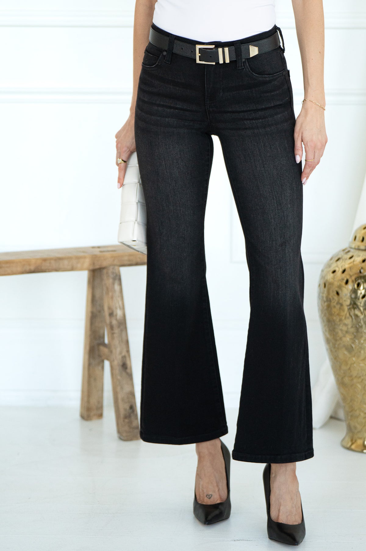 HANNAH FLARE JEANS-BK