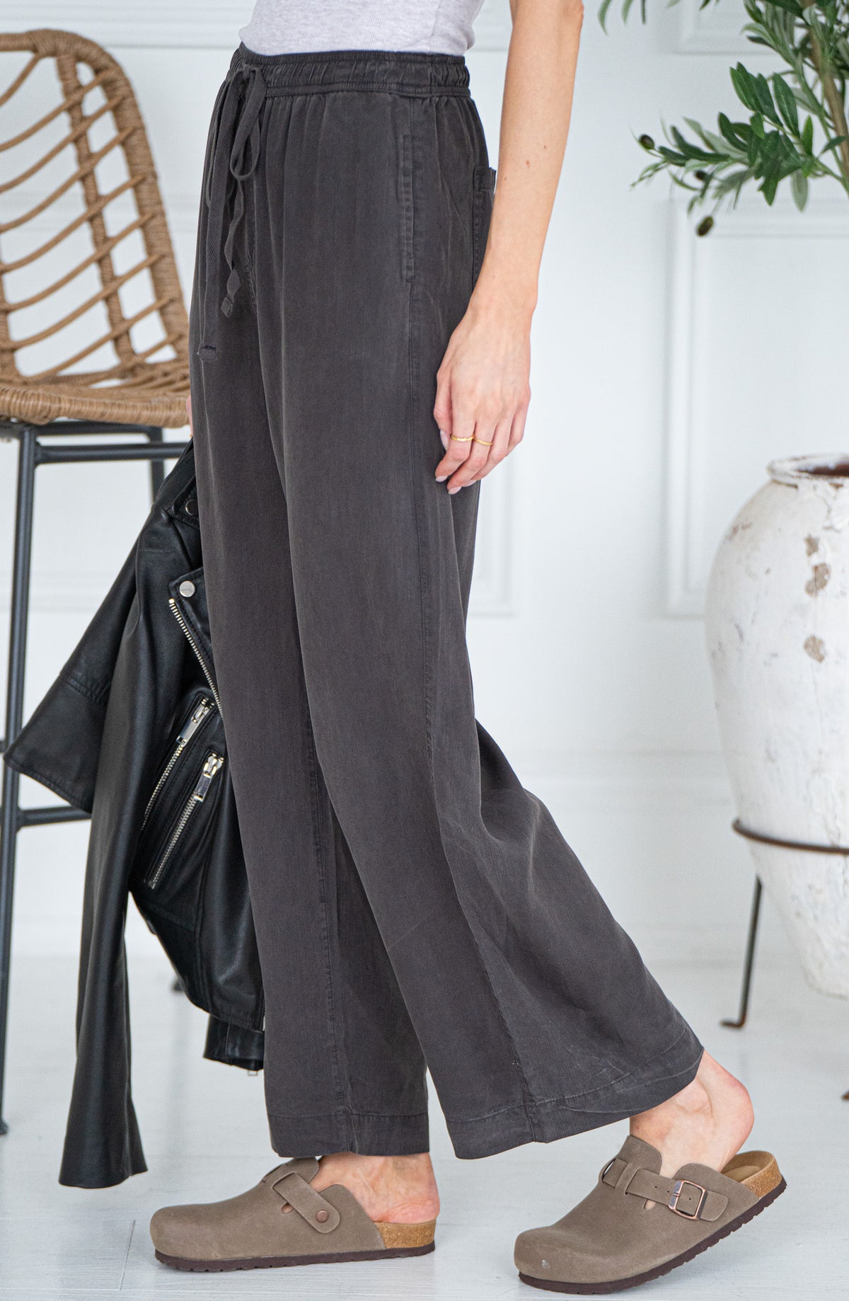 MALTA TENCEL WIDE LEG PANTS-CH