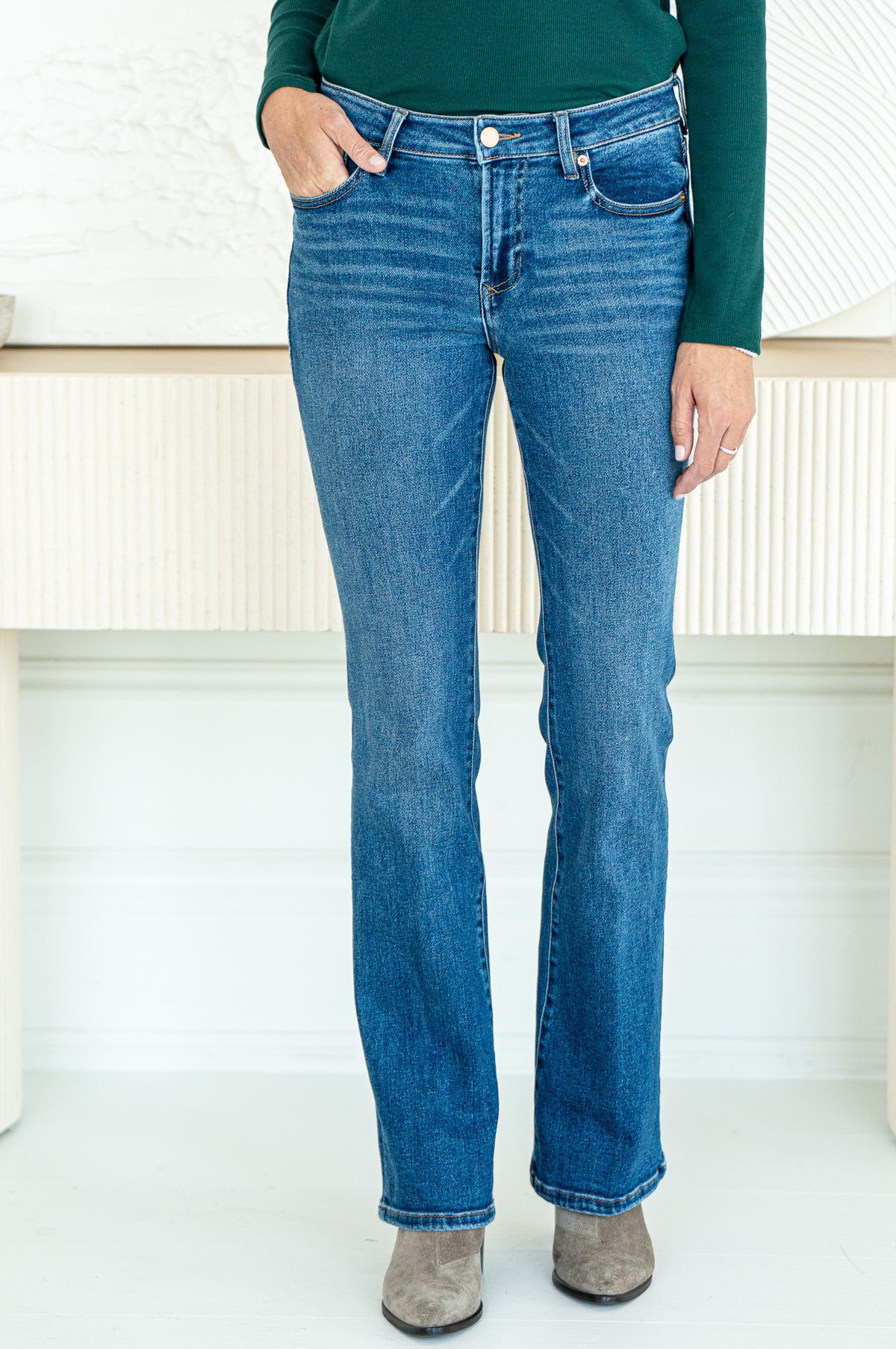 JAXTYN BOOTCUT JEANS