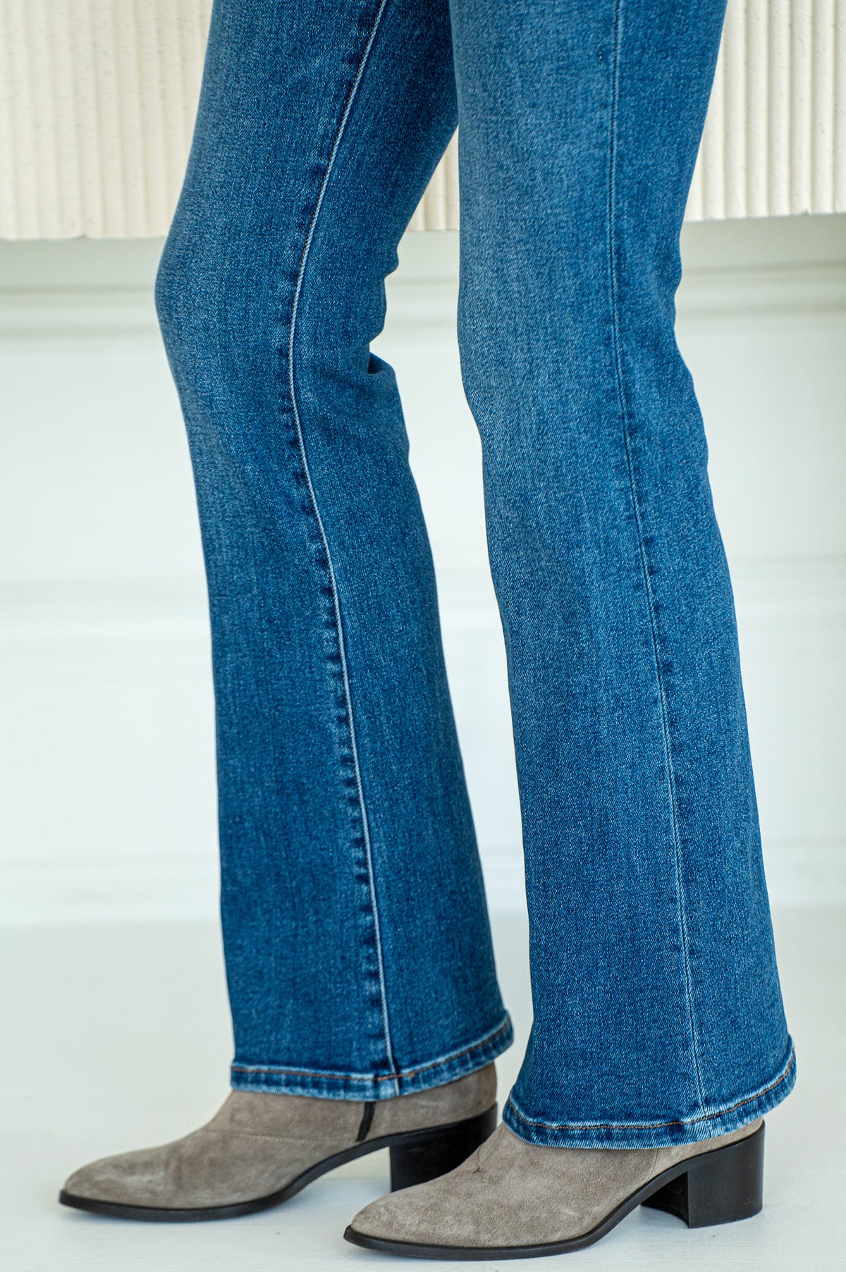 JAXTYN BOOTCUT JEANS