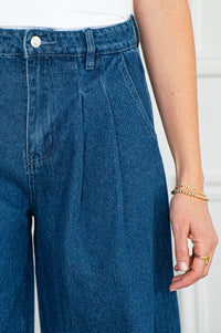 SHAINE PLEATED JEANS