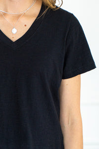 V NECK BOXY FIT COTTON TEE-BK