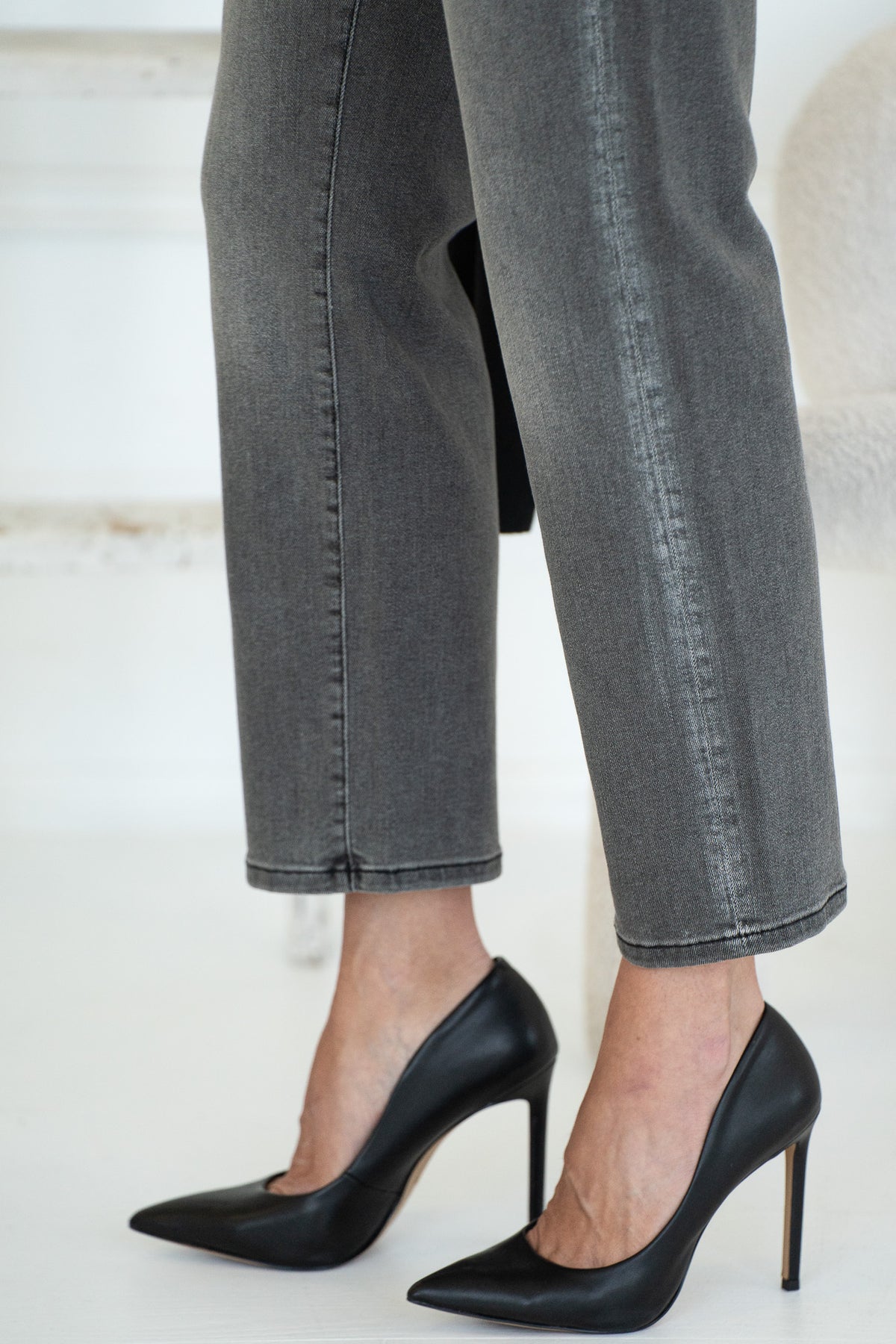 ASE STRAIGHT LEG JEANS-NM
