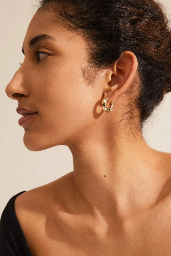 AICA GOLD PLATED EARRINGS