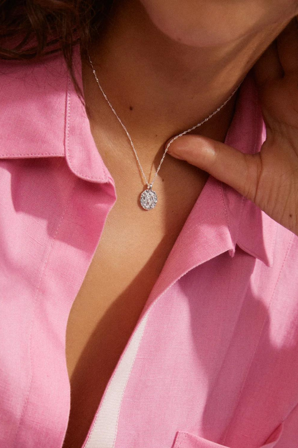 BREATHE SILVER PLATED CRYSTAL COIN NECKLACE-SI