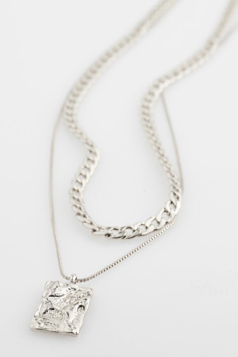 BATHILDA SILVER PLATED NECKLACE