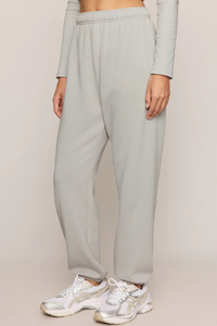 UPTOWN CLASSIC JOGGER IN SILVERLAKE