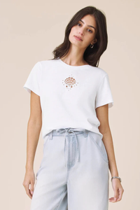 SEASHELL EMBROIDERED TEE-WH