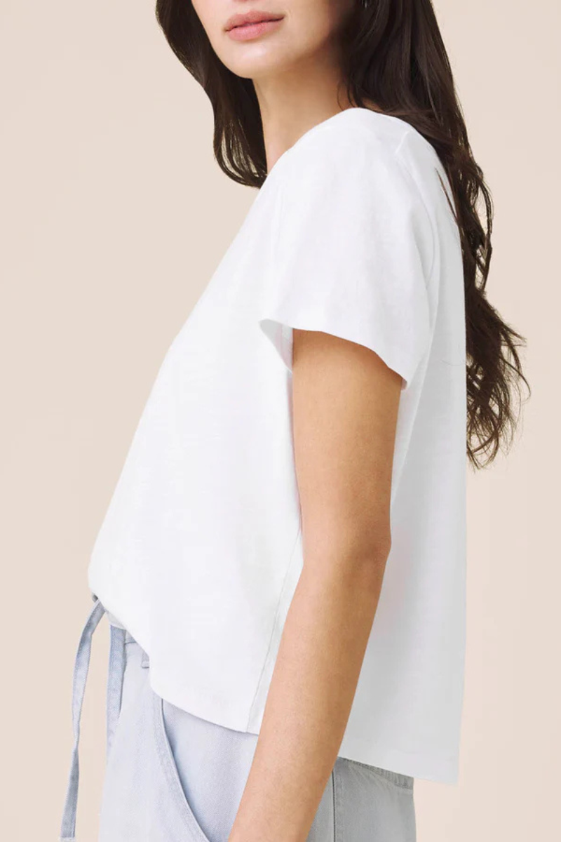 SEASHELL EMBROIDERED TEE-WH
