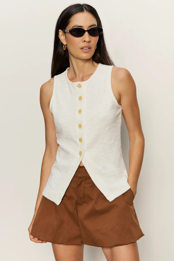 NOTHING EXTRA VEST TOP