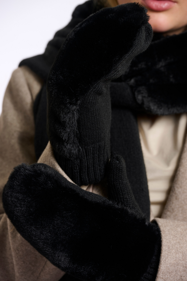 OXO FAUX FUR GLOVES