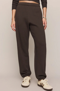 UPTOWN CLASSIC JOGGER IN COCOA BEAN