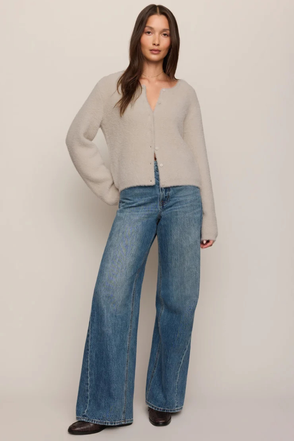 WINTERGLOW CARDIGAN IN FROSTED PEARL