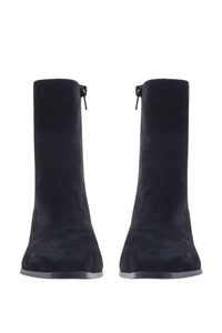 JANAY SUEDE BOOT IN BLACK