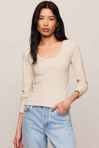 GREYSON SCOOP L/S TEE IN CHALK