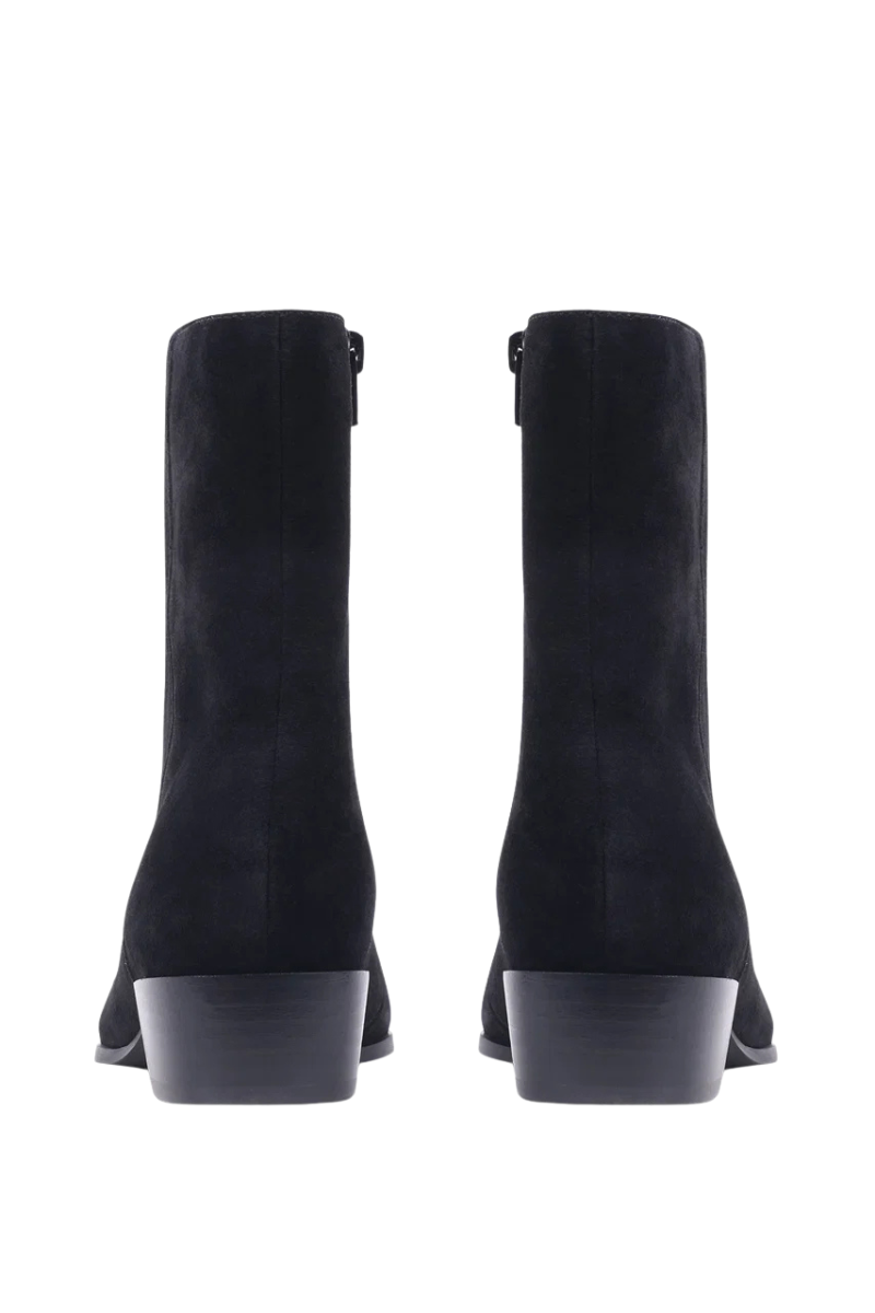 JANAY SUEDE BOOT IN BLACK