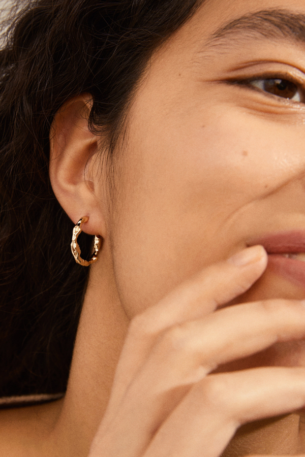 ZION SHAPED GOLD PLATED EARRINGS
