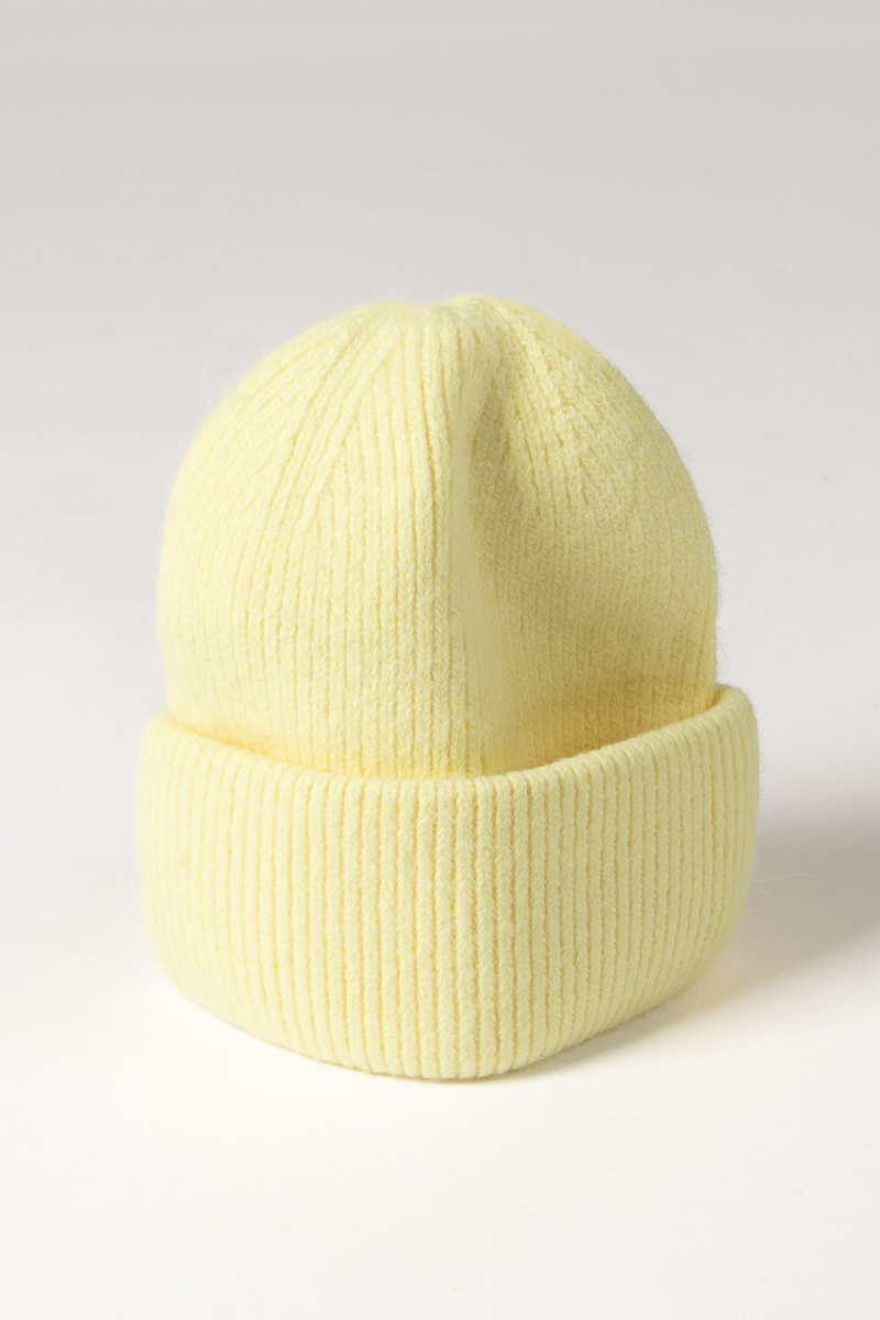 APRES SKI HAT IN SUNLIGHT