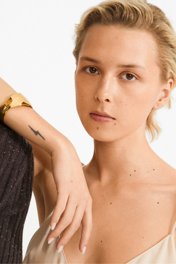 SPARKLE GOLD PLATED BANGLE