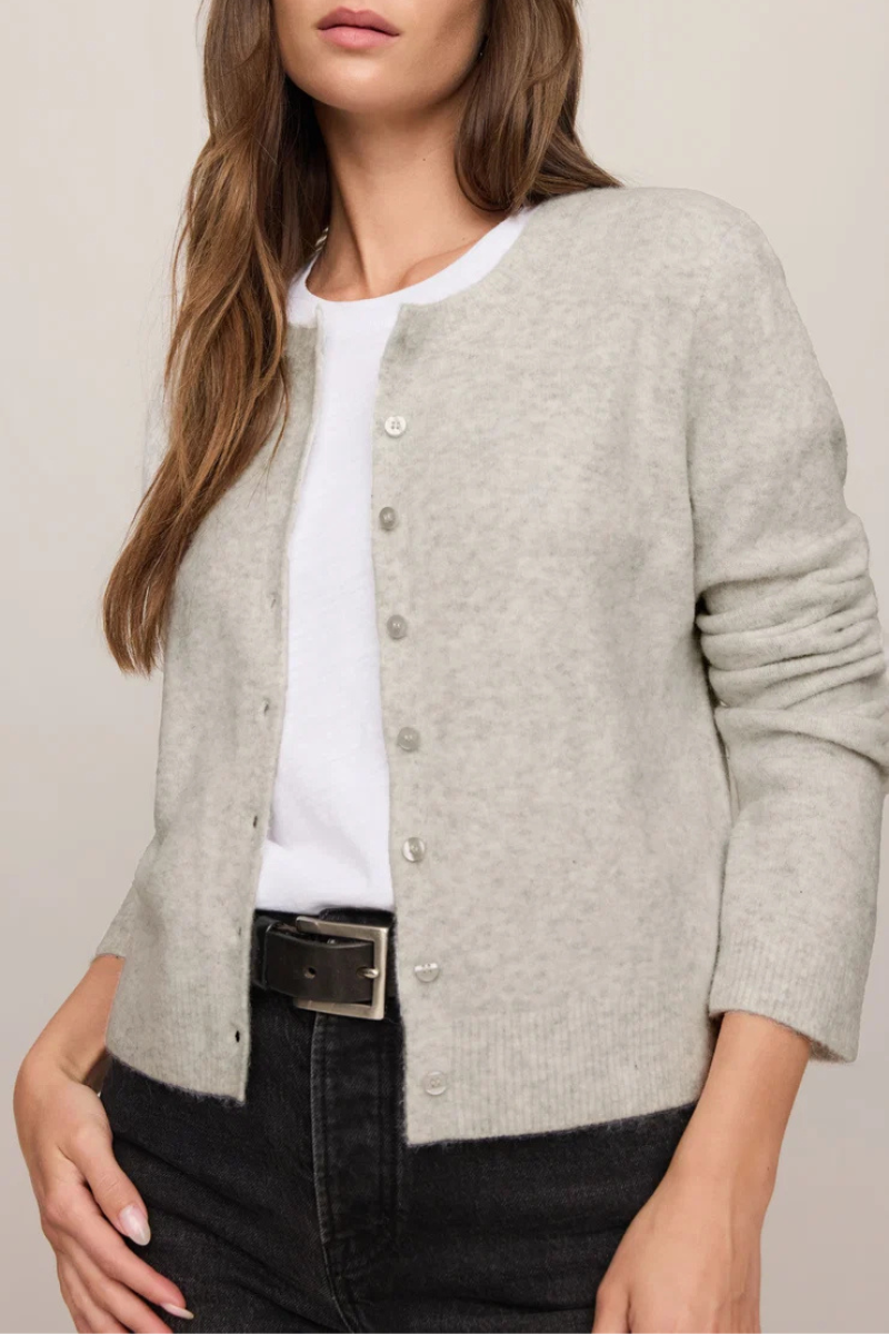 MEDINA CARDIGAN IN FEATHER GREY
