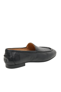MATTIE LEATHER LOAFER IN BLACK