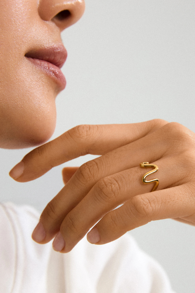 LULU DOUBLE WAVE GOLD PLATED RING