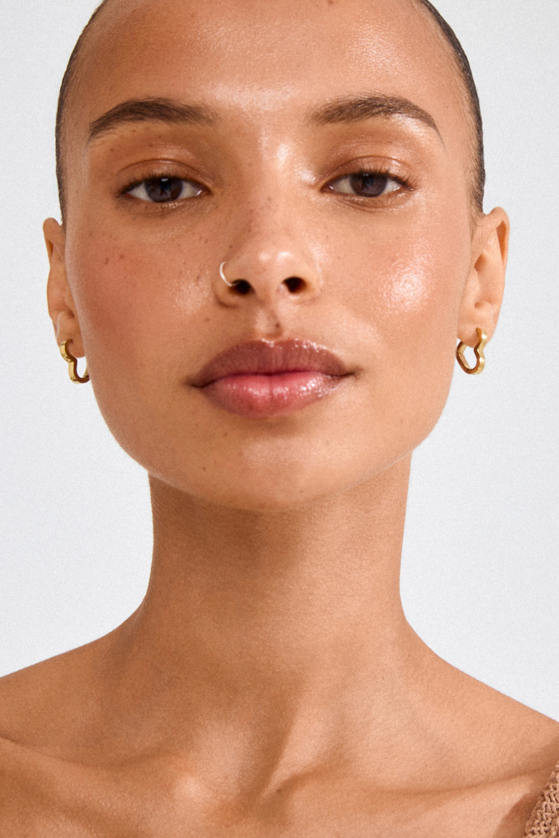 IVARIN GOLD PLATED EARRINGS