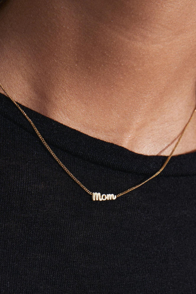 MOM GOLD PLATED NECKLACE