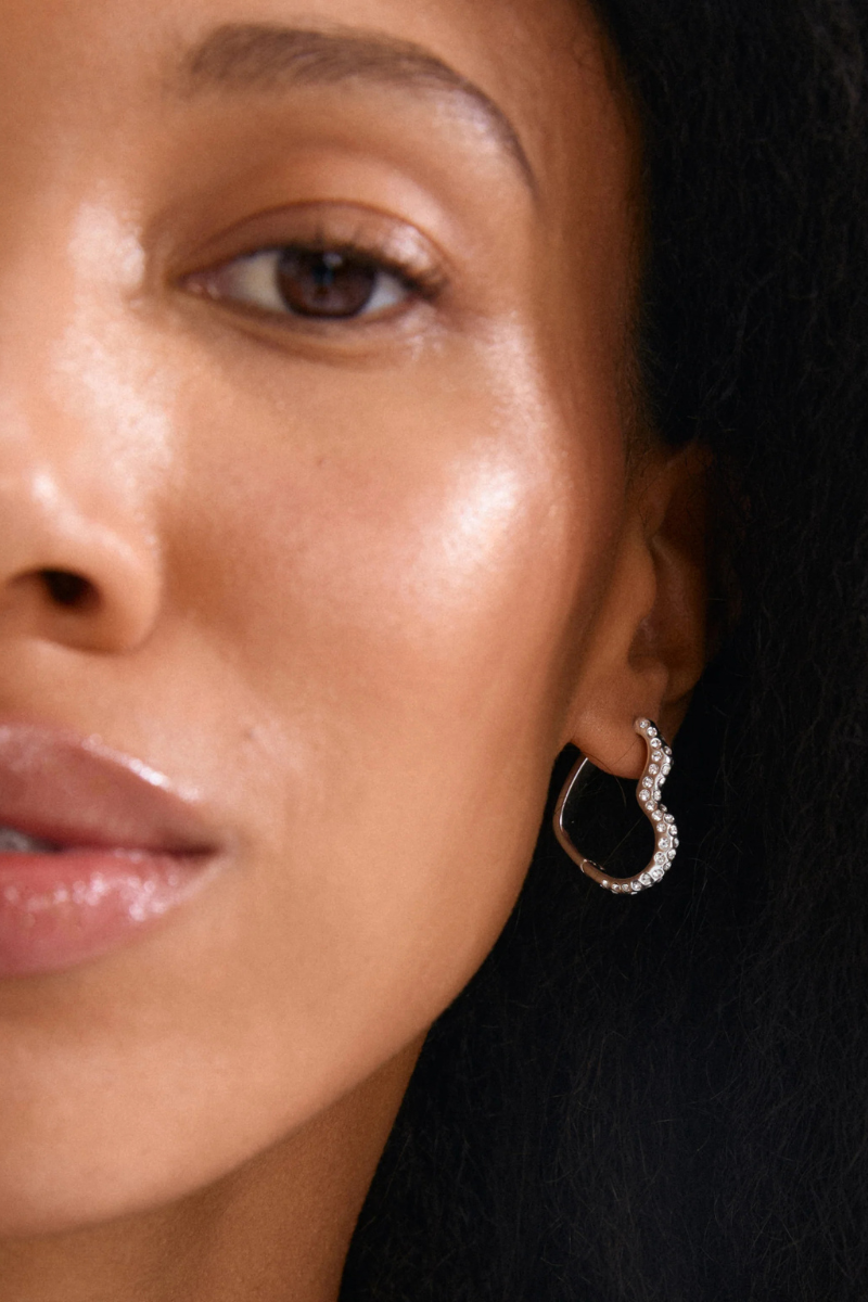 SORA HEART SILVER PLATED EARRINGS