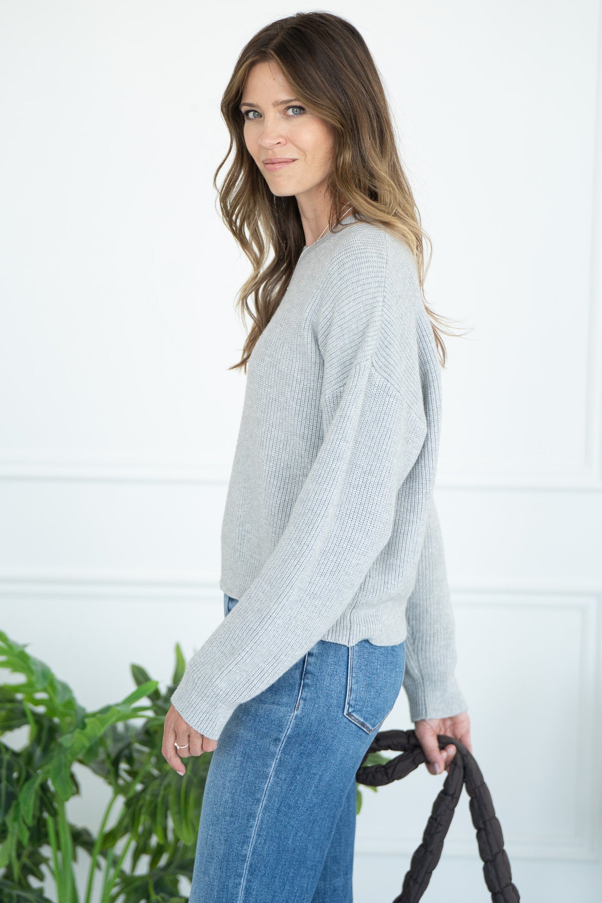 AVERY CREWNECK SWEATER-GY