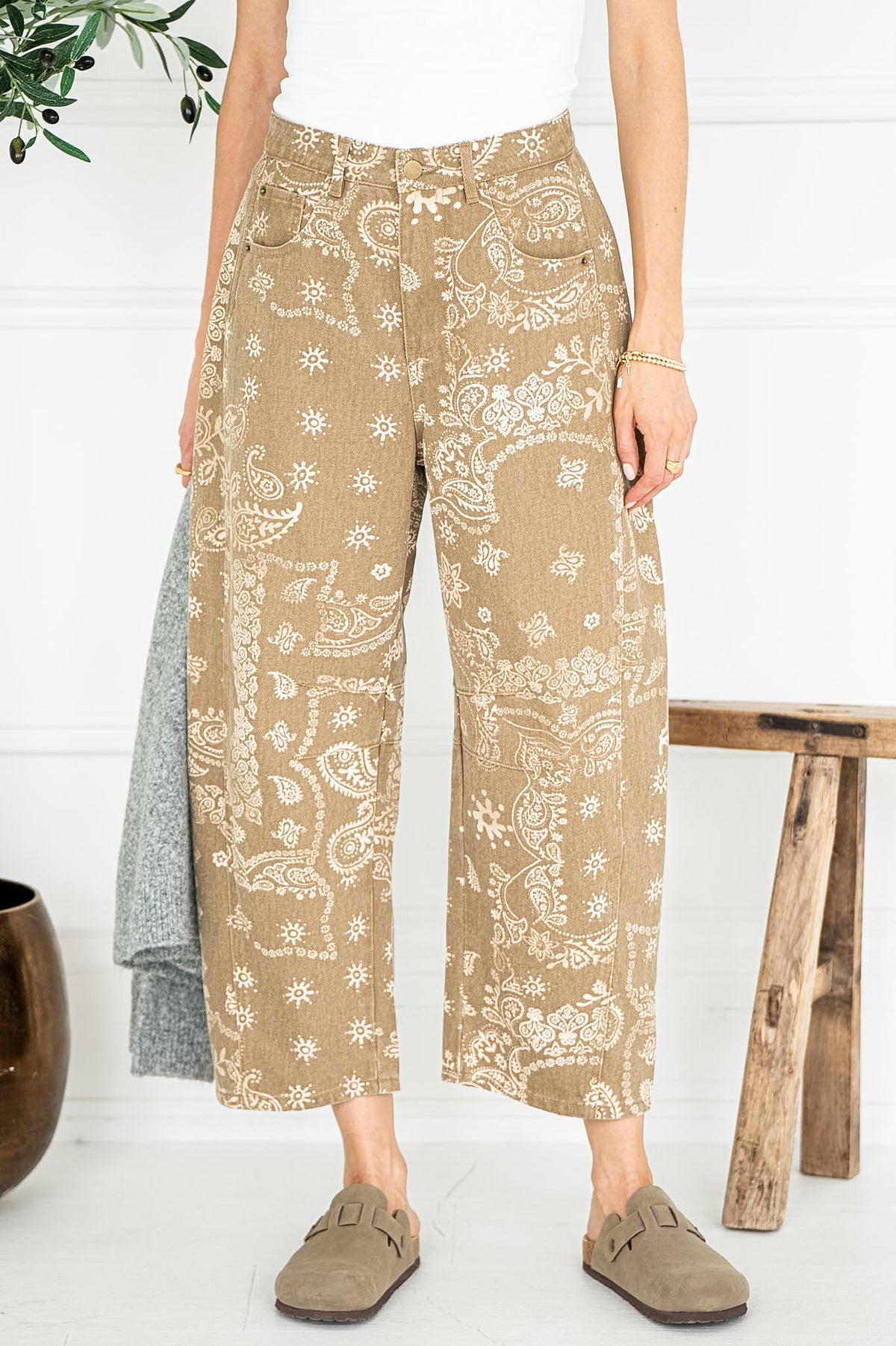 PAISLEY PRINT SOFT CURVE JEANS