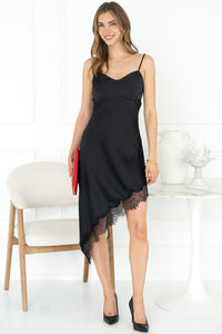 AMOUR AFFAIR LACE BOTTOM DRESS IN BLACK