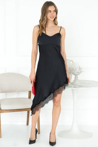 AMOUR AFFAIR LACE BOTTOM DRESS IN BLACK