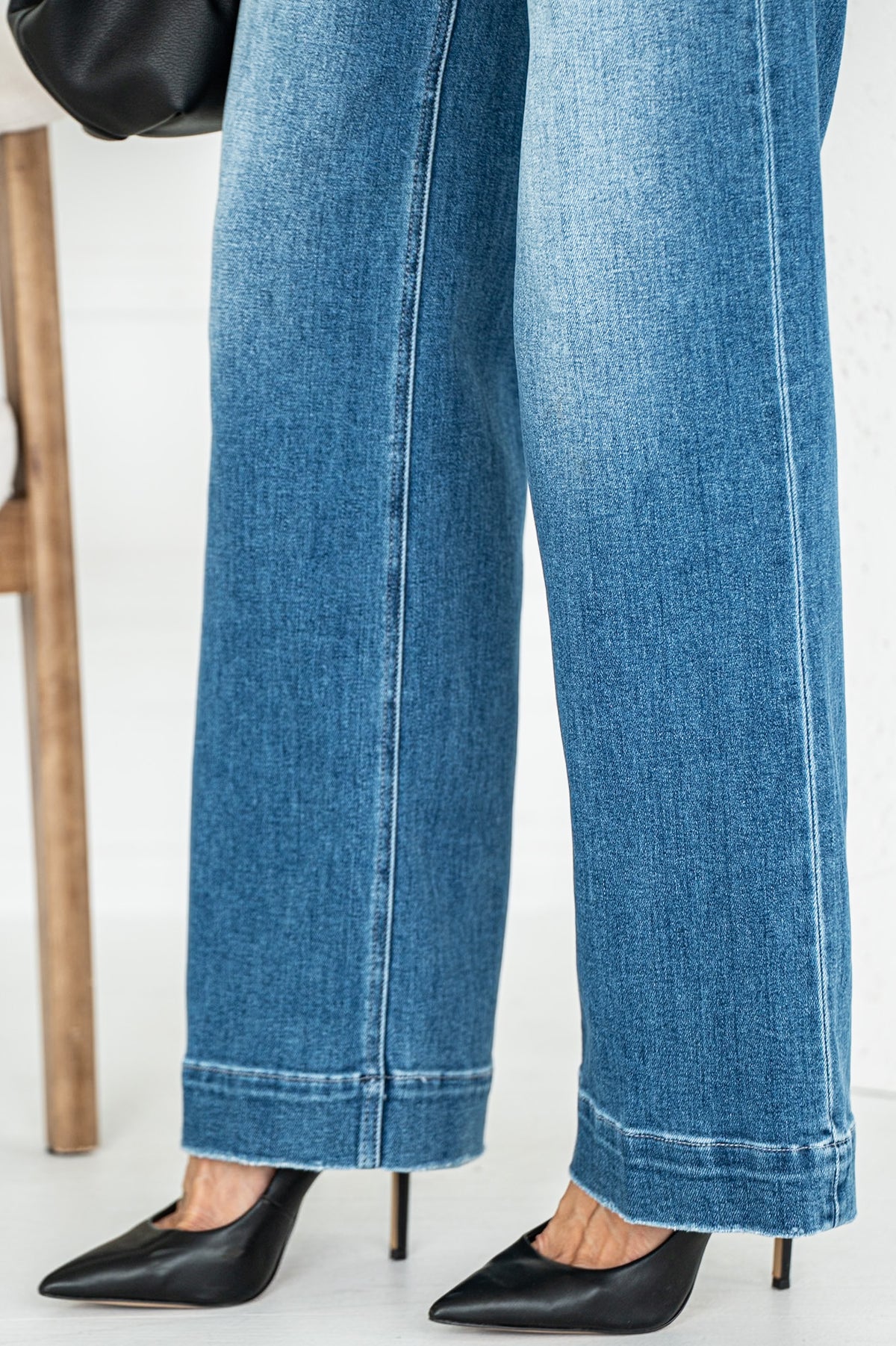 MAIN STREET WIDE LEG JEANS