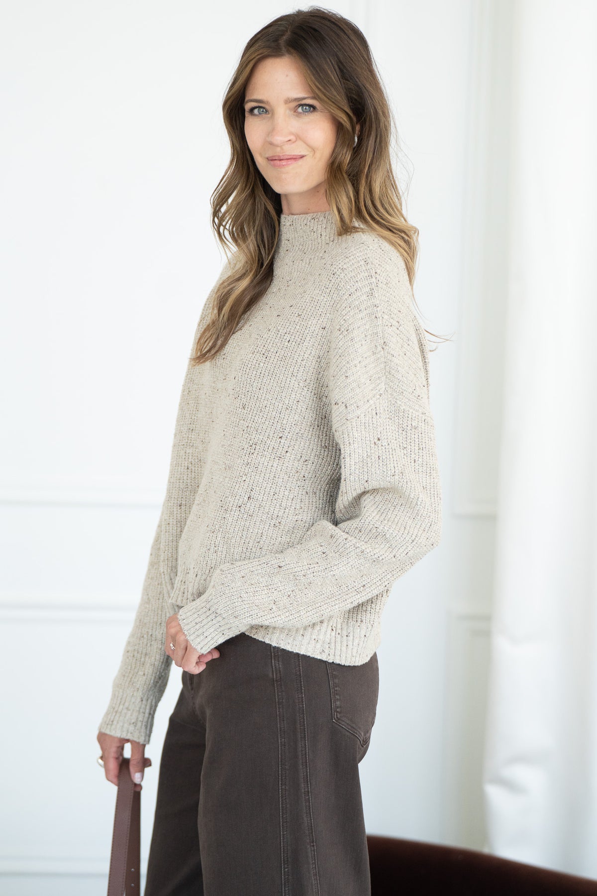 EVOLET FLECK SWEATER