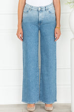 NCE WIDE LEG JEANS