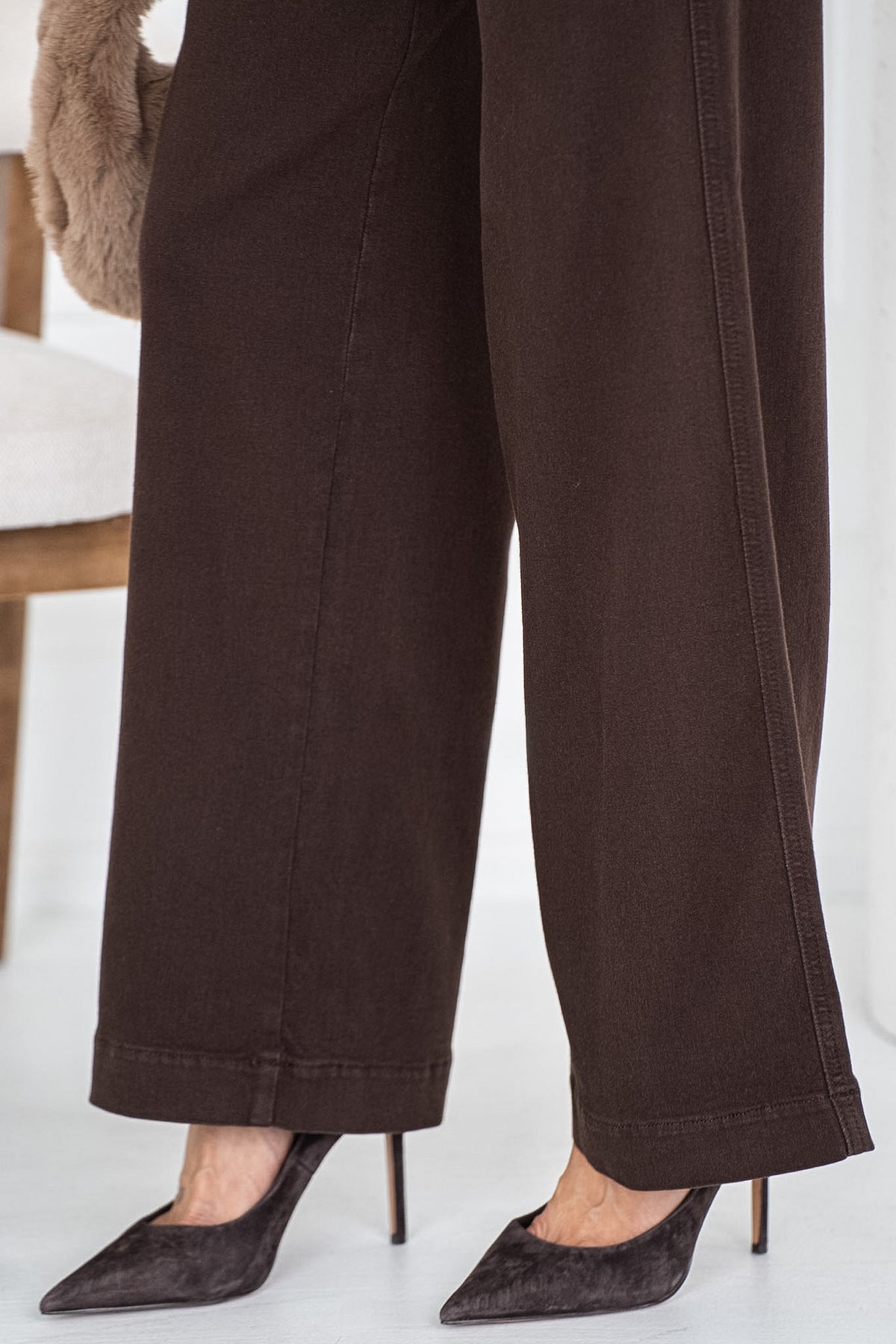 SHIRLEY WIDE LEG JEANS IN DARK BROWN