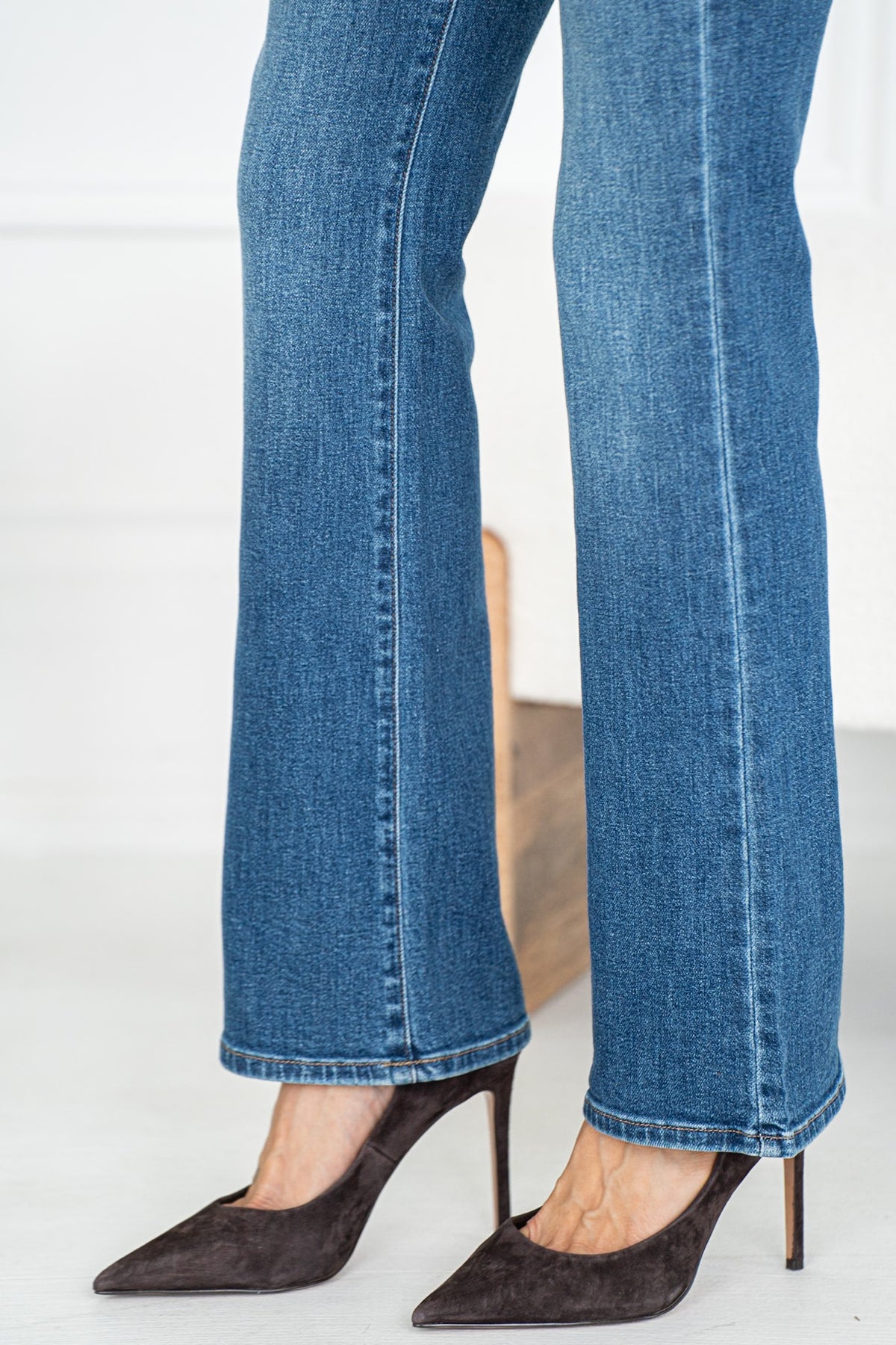 PHOEBE BOOTCUT JEANS IN DARK DENIM
