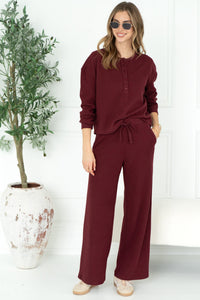 TALIA WAFFLE HENLEY IN BURGUNDY