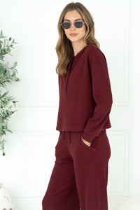 TALIA WAFFLE HENLEY IN BURGUNDY
